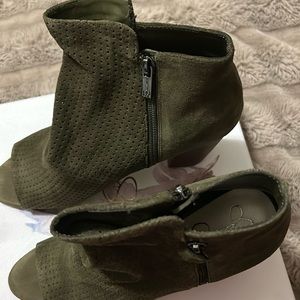 Jessica Simpson Keris bootie size 11